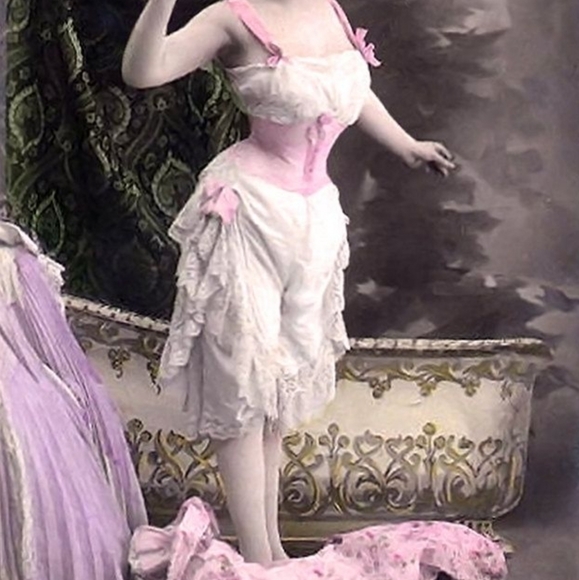 Meet your Posher, Gianna - Picture 4 of 6